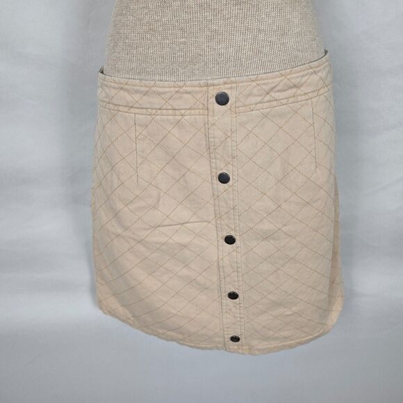 Fate Mini Skirt Women's L Cream Quilted Button Accents Back Zip Closure Cotton - Picture 1 of 12